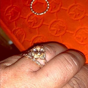 🌸3/$25 S925 morganite Wedding ring set - Size 6.5